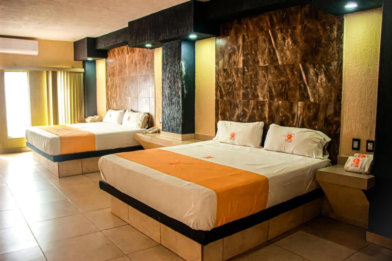Hotel Gina Текоман Экстерьер фото